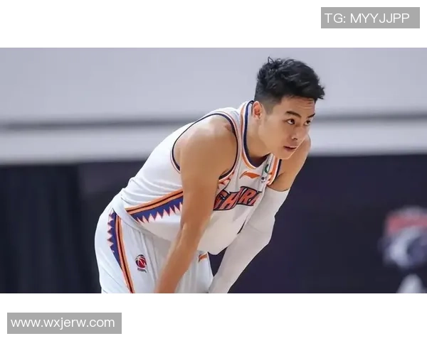 上海篮球队个人能力引发热议球迷观点各异争论不断